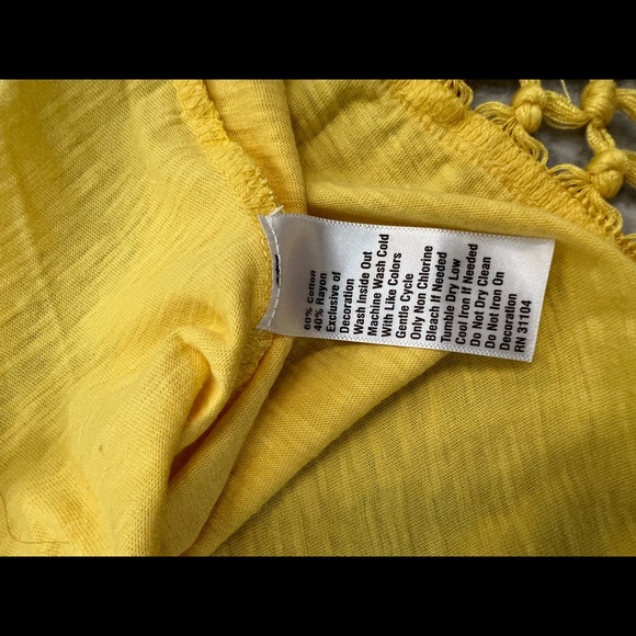 New Directions Yellow Embroidered Beaded Fringe Tank Top Size Medium - Picture 6 of 7